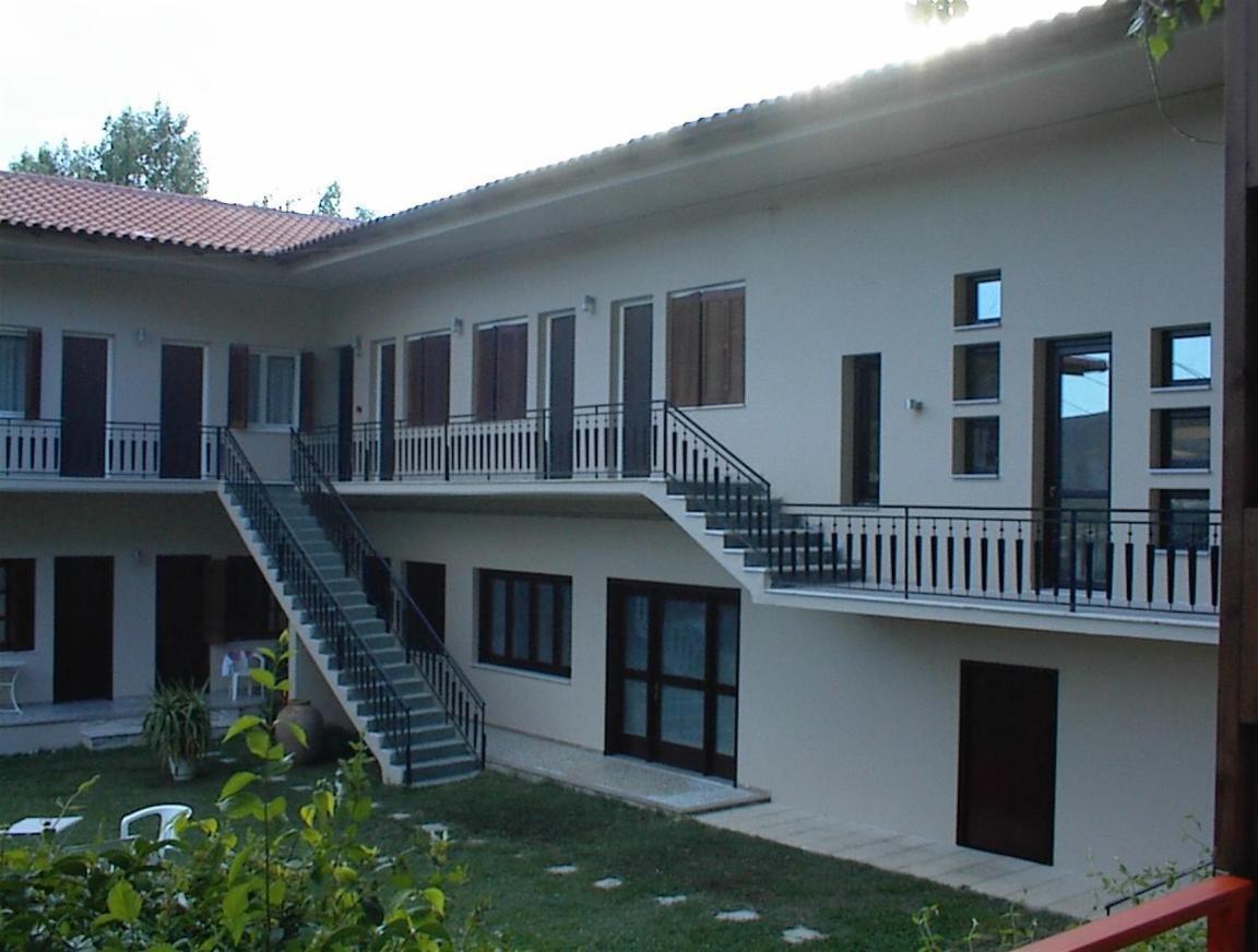 Avaton Hotel Lygourio Extérieur photo