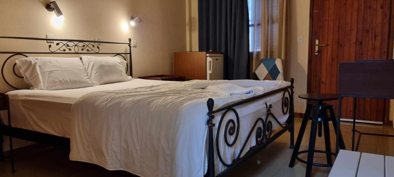 Avaton Hotel Lygourio Extérieur photo
